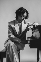 東大大学院出身ピアニスト・角野隼斗、『ルーヴル美術館展 ルネサンス』のテーマ曲『Forma』を制作