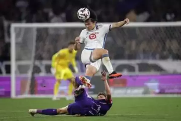 【サッカー】上田綺世　新天地デビュー戦で決勝ゴール　後半途中出場→16分後に頭で押し込みネット揺らす