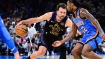 【レイカーズに激震】ドンチッチが左もも負傷で交代　足を引きずりコートに倒れ込む　3月平均37.5得点で月間最優秀賞でチームをPO進出に導く