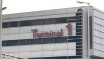 航空管制システムにトラブル　羽田空港を離着陸する便に欠航や遅れ　日本航空や全日空