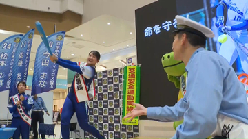 ソフトボール選手が1日署長に　暑さ本格化を前に夏の交通安全呼びかけ　埼玉県警・蕨警察署