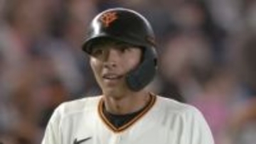 【巨人】育成・平山功太　オープン戦初出場で先制タイムリー3塁打　ヘッドスライディング後右手突き上げる