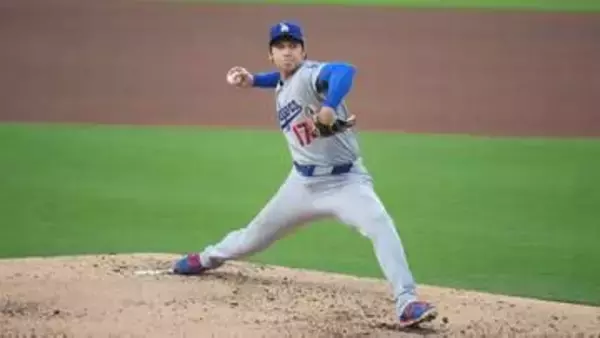 【ドジャース】立ち上がり少し球が荒れる大谷翔平　初回から2イニング連続で相手打者がよけるために倒れ込む