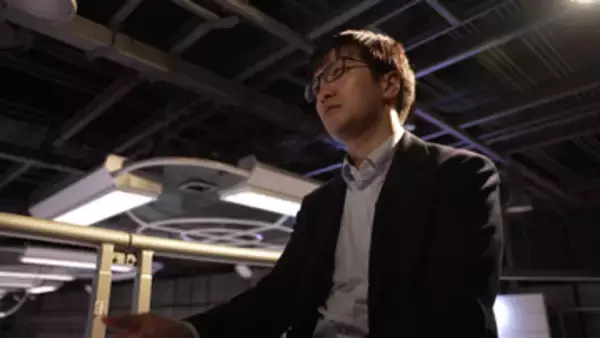 ウクライナ「地下の学校」へ 　「ボーン・上田賞」日テレ記者