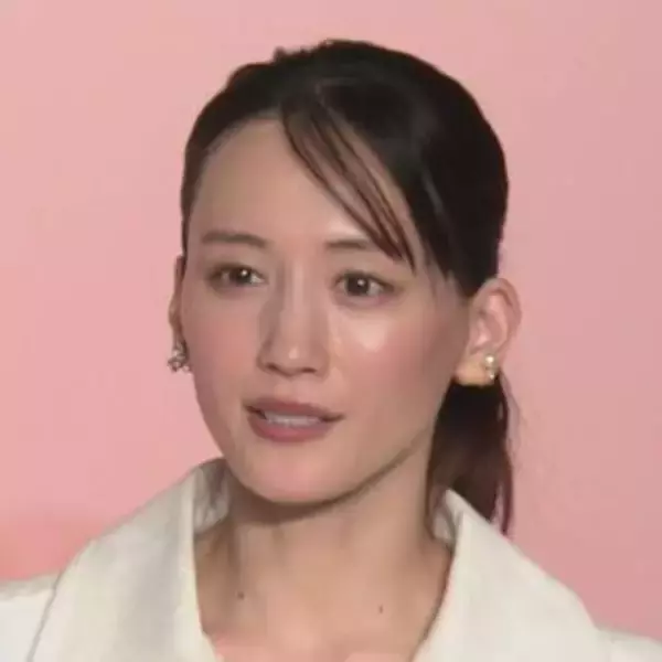 綾瀬はるか「俳優人生においてかけがえのない宝物」　東野圭吾さんを追悼　ドラマ『白夜行』に出演