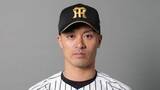 「打球直撃の球審へ阪神・坂本誠志郎がみせたふるまい　即座に振り向き支える様子も」の画像1