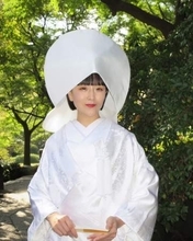 松田優作さんの娘・松田ゆう姫、結婚披露宴を報告　白むく姿を披露