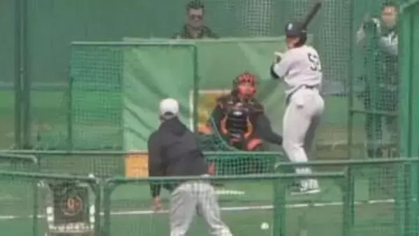 【きょうの1シーン】ピッチャー阿部慎之助vsバッターリチャード　死球に「乱闘行こうと・・・」と笑い誘う