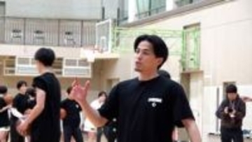 「近い将来、同じコートに立つのが楽しみ」富樫勇樹がバスケットボールクリニックに登場　船橋市内の高校生と交流