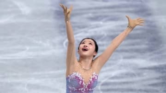 【フィギュア】初出場の17歳・中井亜美が銀メダル　坂本花織は涙のSPから持ち直し笑顔の銅メダル〈GPファイナル〉