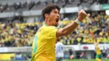 「機は熟していた」17年ぶりJ1昇格のジェフ千葉・鈴木大輔が涙　決勝点のカルリーニョス ジュニオも目頭押さえる「ジェフに関わったみなさんの勝利」