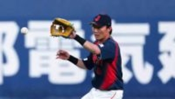 【侍ジャパン】源田壮亮が軽快な動きで鮮やか併殺　ピンチを背負った金丸夢斗を救う