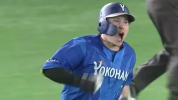 「【DeNA】佐野恵太のホームランで4回に先制　開幕から9試合連続安打」の画像