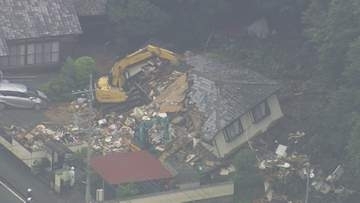 土砂崩れで住宅倒壊　死亡の2人は住人の60代夫婦と判明　栃木・足利市
