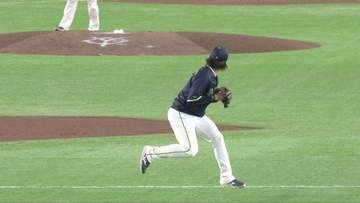 【ヤクルト】長岡秀樹の軽快プレーに解説・内川聖一さんも感嘆の声「しっかりと体で覚えた角度がある」