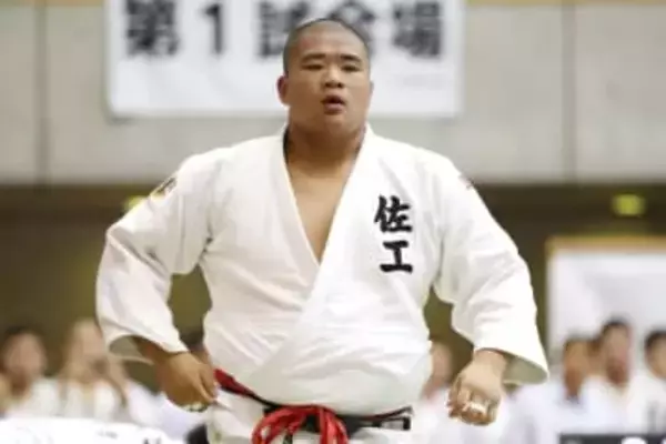 芸人はなわさん長男・塙元輝が全日本プロレスの練習生契約　柔道歴15年、100キロ超級で実績 　「オファー受け決断」「大学生時代、ウルフさんと練習もした」