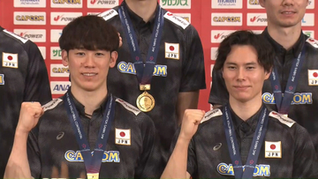 髙橋藍「攻撃の決定率にシーズンこだわってやってきました」チープトップの96得点でMVP　「チームの全員の支えがあって」と感謝