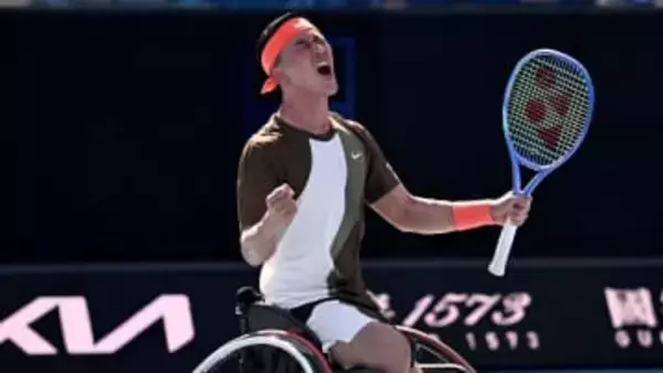 19歳・小田凱人が全豪オープン2度目の優勝　雨で約1時間中断...集中切らさずフルセットの激戦勝利〈車いすテニス〉