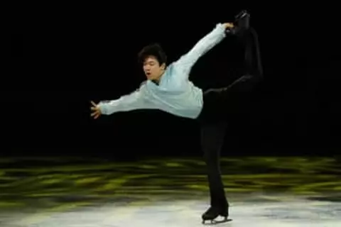 「待ちわびていた」鍵山優真がエキシビション披露　角野隼斗氏の曲で魅了〈フィギュアスケート〉