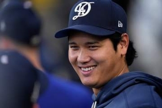 【ロバーツ監督】大谷翔平は完全オフ「リラックスして過ごし、大がかりな練習はしていない」　一足先にロスに戻ったグラスノーは「万全の状態で投げられる予定」