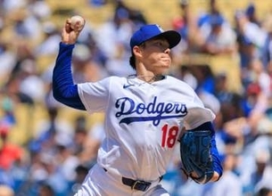 山本由伸はチーム内、堂々の“投手三冠“　勝利数はキャリアハイ　防御率リーグ3位　奪三振、合計はスクーバルだが…ド軍での記録数ダントツ