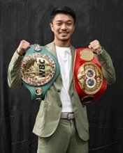【ボクシング】中谷潤人にサプライズ　米老舗専門誌「ザ・リング」から世界最強の証しチャンピオンベルトが贈呈
