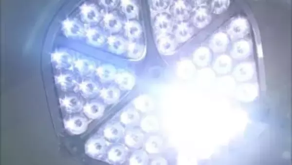 【国際女性デー】「ママ、二重にしたい」子どもに聞かれたらどう答える？　美容医療の専門医たちに聞いた　“美容医療との向き合い方”