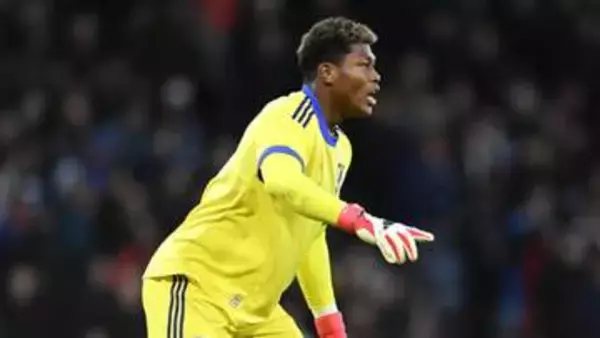 「【サッカー】日本代表・鈴木彩艶が2つのビッグセーブ「まだまだ改善が必要」次戦はイングランド戦「僕たちはトライする立場」」の画像