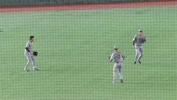 【巨人】浅野翔吾の今季初ヒットは予想外の二塁打　高く舞い上がった打球は3選手の間にポトリ