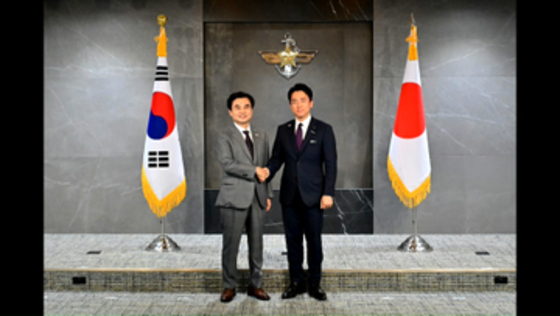 日韓防衛相会談、日韓、日米韓の協力継続で一致