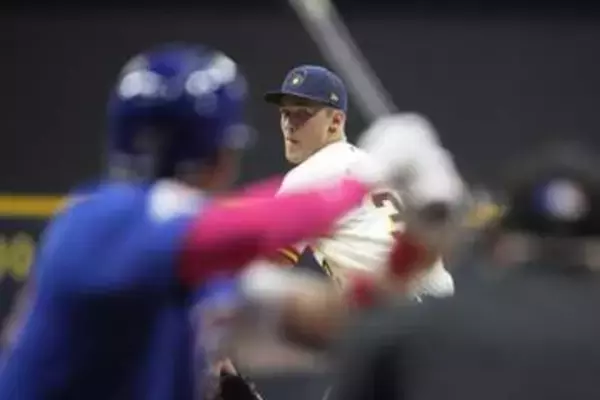 今季最速90勝ブリュワーズが怪物エースのサイ・ヤング賞獲得を推す!?　初回PCA三球三振、鈴木誠也にはこの日最速168キロ　7回途中1失点9Kの好投をSNSで称賛