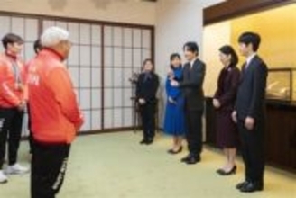 秋篠宮ご一家、デフリンピック日本選手団代表らと懇談　青森出身選手に震度6強地震へのお見舞いの気持ち伝える