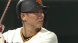 「【巨人】坂本勇人が7回に同点3ラン「一振りで仕留めることができました」　3点取られた直後に代打で勝負強さ発揮」の画像1