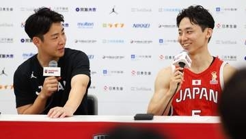 河村勇輝の神プレー紹介も「あれいつ見た？」と佐々木隆成が本人に逆質問「わかんないです」と会場爆笑