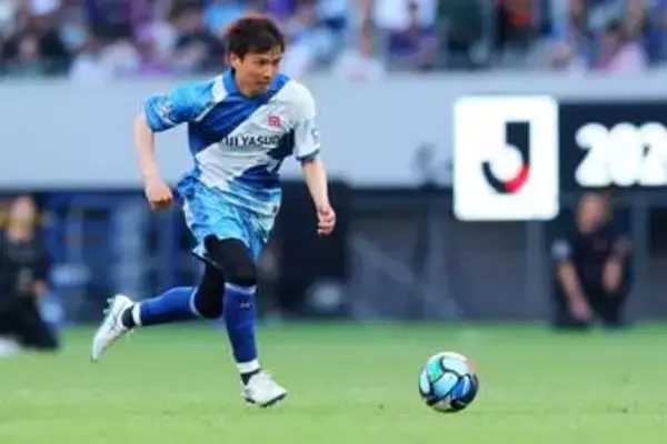 【J2磐田】元日本代表MF・乾貴士が完全移籍で加入　百年構想リーグでは神戸でプレーも無得点　新天地への意気込み「本来いるべき場所である『J1』の舞台に戻るため」