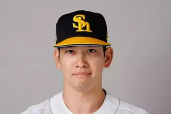 【ソフトバンク】栗原陵矢ヒヤリ…死球が左腕を襲う　前日には両リーグ最速の30本塁打到達