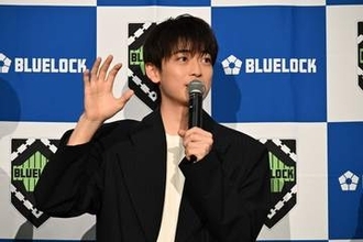 高橋文哉「この映画で邦画を変えましょう」と挑んだ自信作　客席乱入＆ボケ放置の自由な舞台挨拶
