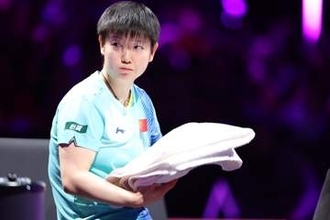 卓球で大波乱！“世界1位”中国の孫穎莎が“世界101位”タイのオラワンに逆転負け　地元ファン静まりかえる
