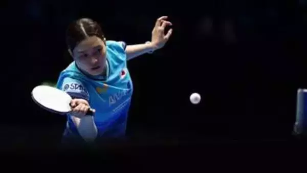 【卓球女子】橋本帆乃香が世界7位撃破　日本が2勝1敗で世界一に王手　“鉄壁”のカットプレーで女王・中国を追い詰める〈世界選手権団体戦〉
