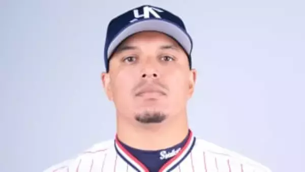 【ヤクルト】オスナが待望の一発「ヒサシブリ」　初球を振り抜きレフトスタンドへ確信弾　神宮球場での今シーズン初戦