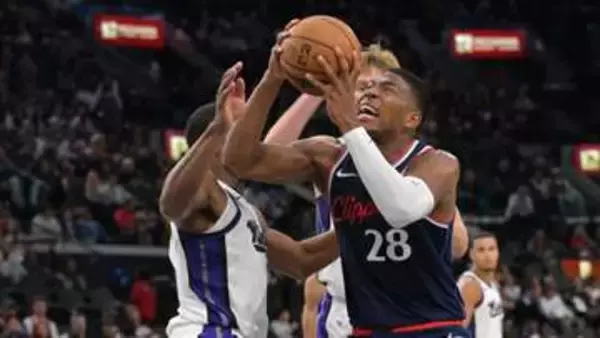 【NBA】八村塁が豪快ブロックでアリーナ熱狂　新天地デビュー戦で10得点8リバウンド　開幕戦白星スタート