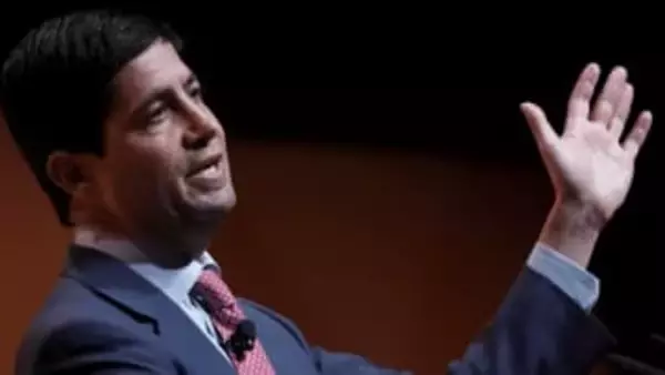 トランプ大統領、FRB議長の後任にウォーシュ元理事指名を発表