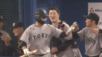 【巨人】井上温大が自らを援護する特大犠牲フライ　ライト後方へ痛烈な打球放ちベンチの坂本勇人ら笑顔