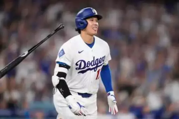 【大谷翔平】走塁時、体重そうだったが？と記者指摘も　ロバーツ監督は否定「いや、そうは見えなかった」「特に何か異変があったとは聞いていない」　休養日明け、豪快弾＆2塁打と打撃で躍動
