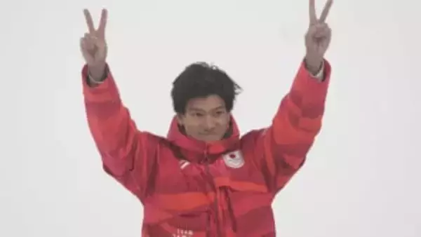 「最高の夜になりました」銀メダルの木俣椋真　支えてくれた父・慎也さんと熱いハグ【男子ビッグエア】