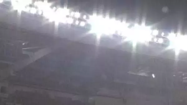 ロッテ対日本ハムが雨天のため一時中断　日本ハム1点ビハインドの8回2死1塁2塁でグラウンド整備入る