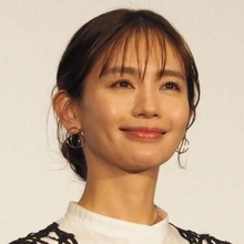 中村ゆりさん 44歳、直腸がんで死去　8月に腸閉塞で余命わずかと告知受け　数多くの映画・ドラマなどに出演