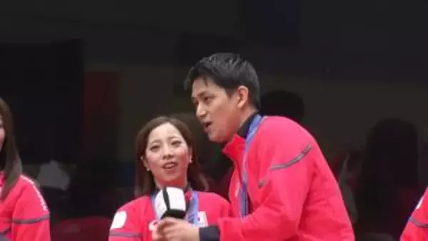 引退のりくりゅう　三浦璃来「私にとっては木原龍一くんが一番のパートナー」と話し会場から大歓声　照れて顔を隠す様子も　パレードではリフト披露