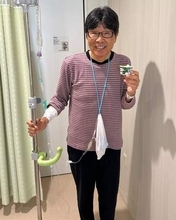 あのねのね・原田伸郎 74歳、人工股関節の手術を受けたと報告　「術後1日目ですが元気に歩いています」