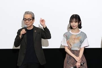 水谷豊＆趣里　親子で舞台挨拶　「ベイビーもいるもんですから」日常の小さな幸せを明かす